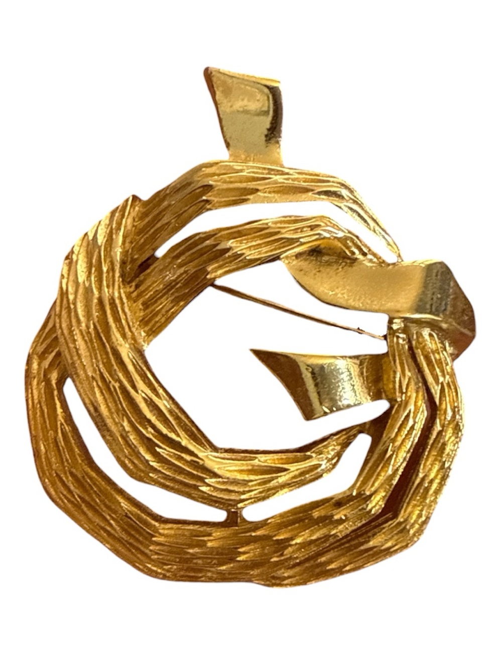 Vintage Crown Trifari abstract ribbon wreath brooch 1960's-70's